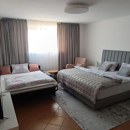 3 Bathrooms Apartman Mimi Liptovský Mikuláš Extérieur photo